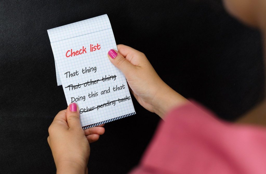 Image shows a checklist of things to do. How do you prioritise content when you're busy.